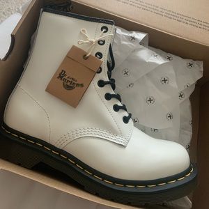 Doc martens (white) womens size 8. New in box